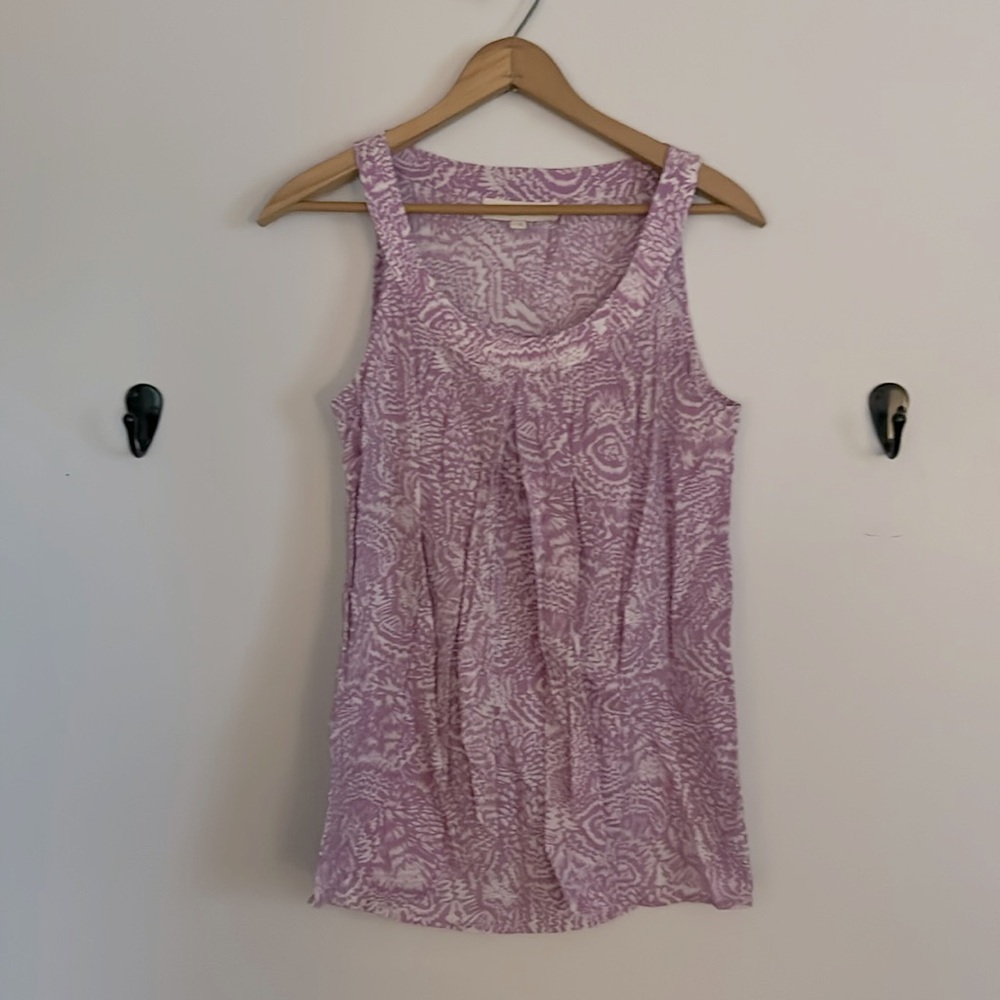 Like new woman’s tank top